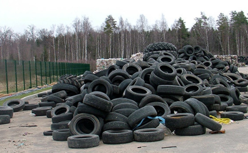 SIA “Eco Baltia vide” riepu pārstrādes rūpnīcā privātpersonām no septembra būs iespēja BEZ MAKSAS nodot nolietotās auto riepas