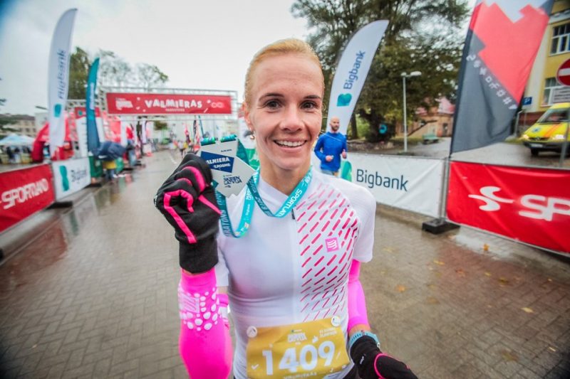 Tukumniece Karīna Helmane-Soročenkova Frankfurtē maratona distancē finišē astoņpadsmitā