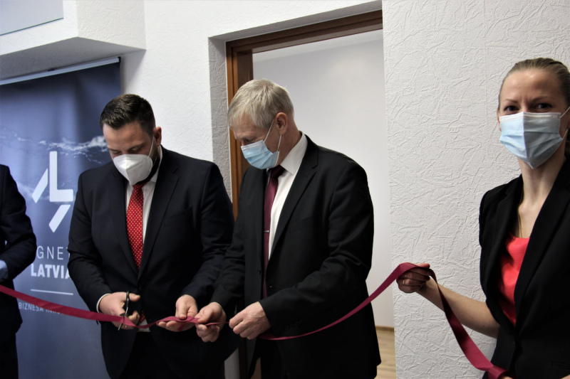 Tukumā atklāj "Biznesa inkubatora" telpas Tukumā atklāj "Biznesa inkubatora" telpas