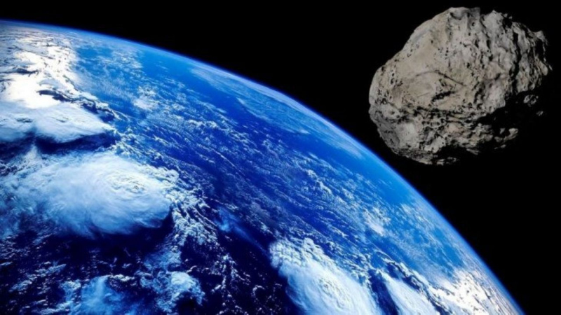 Zemei šobrīd tuvojas kilometru liels asteroīds Zemei šobrīd tuvojas kilometru liels asteroīds