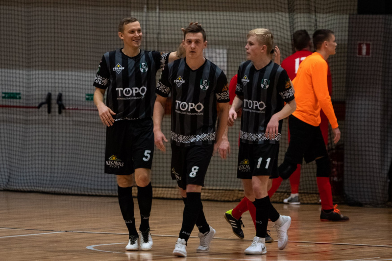 FK “Tukums 2000” telpu futbolisti Daugavpilī piekāpjas FC “Lokomotiv” priekšā FK “Tukums 2000” telpu futbolisti Daugavpilī piekāpjas FC “Lokomotiv” priekšā