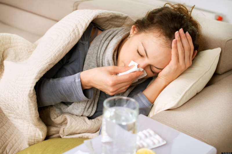 Saslimstība ar augšējo elpceļu infekcijām un gripu turpina samazināties; visvairāk turpina slimot bērni