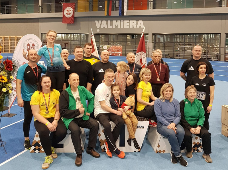 Tukuma novada vieglatlētiem medaļu birums LSVS Pašvaldību 59. sporta spēlēs veterāniem Tukuma novada vieglatlētiem medaļu birums LSVS Pašvaldību 59. sporta spēlēs veterāniem