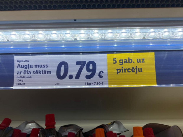 "Lidl" sācis normēt preču skaitu vienam pircējam "Lidl" sācis normēt preču skaitu vienam pircējam