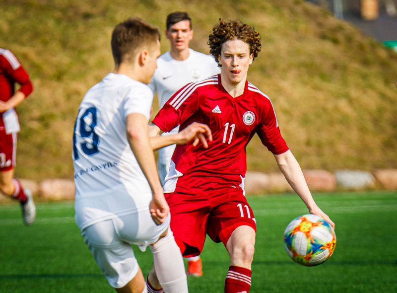 Penkevics Latvijas U19 futbola izlases rindās debitē ar uzvaru pārbaudes spēlē pret BFC Daugavpils