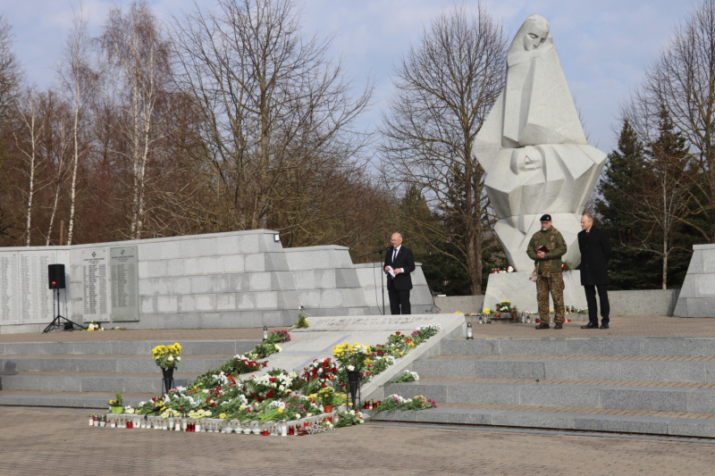 Lestenē notika Otrajā pasaules karā kritušo latviešu leģionāru piemiņas pasākums