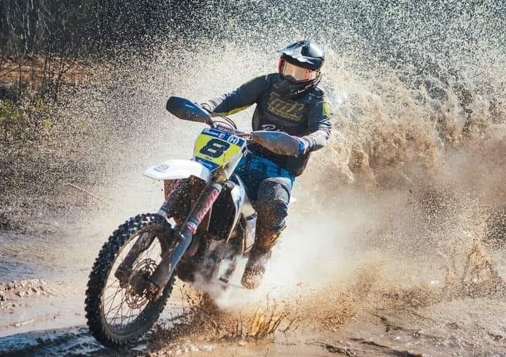 Motosportists Valdis Šakins zcīna 2.vietu Latvijas čempionāta Cross Country 1.posmā Motosportists Valdis Šakins zcīna 2.vietu Latvijas čempionāta Cross Country 1.posmā
