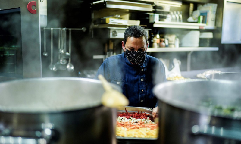 Kafejnīcām un veikaliem no 1.aprīļa jāievēro jaunas higiēnas prasības