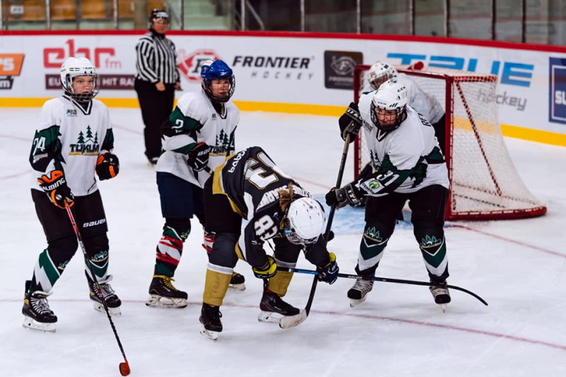 Tukuma hokejistes piedzīvo pamatīgu sakāvi spēlē pret SHK "Lauvas/Prizma 1" meitenēm