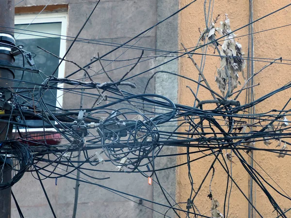 Enerģijas piegādātājs brīdina: Var paaugstināties elektroenerģijas cenas un rasties fiksētās cenas "beigas" Enerģijas piegādātājs brīdina: Var paaugstināties elektroenerģijas cenas un rasties fiksētās cenas "beigas"