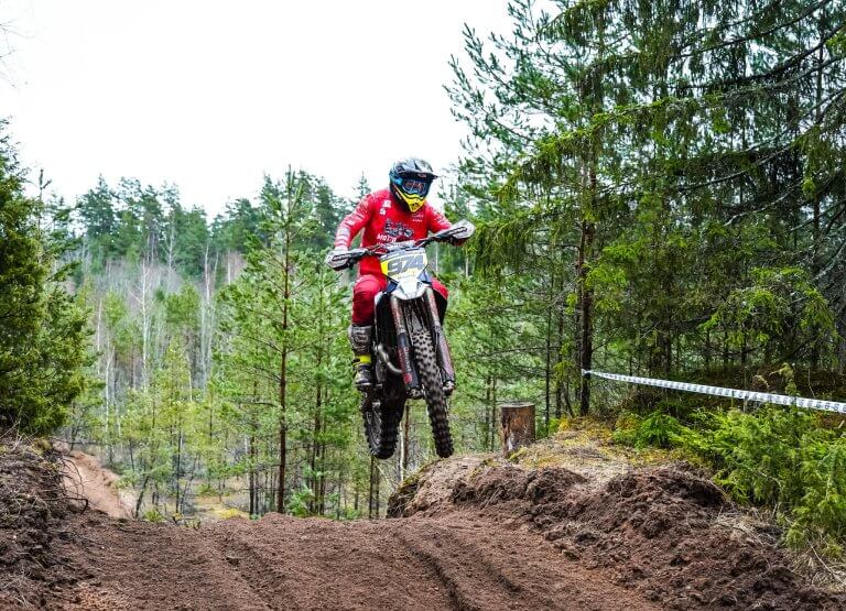 Latvijas čempionāta enduro sezonas atklāšanas posms notiks Ķesterciemā Latvijas čempionāta enduro sezonas atklāšanas posms notiks Ķesterciemā