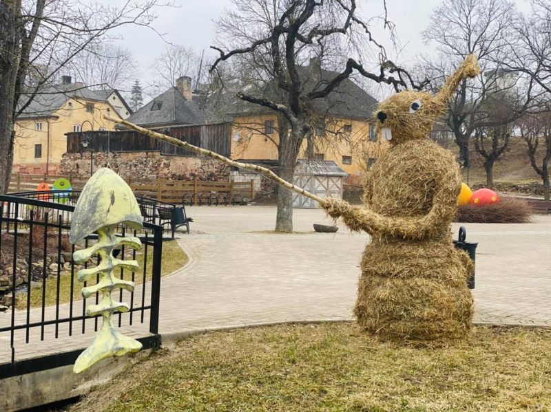 Kandavā noslēdzies konkurss "Lieldienu zaķu figūras"