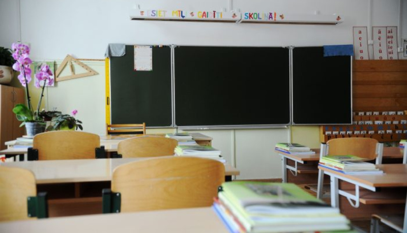 LIZDA sadarbojoties ar IZM, izstrādāts Pedagogu ētikas kodekss jeb profesionālās uzvedības kompass LIZDA sadarbojoties ar IZM, izstrādāts Pedagogu ētikas kodekss jeb profesionālās uzvedības kompass
