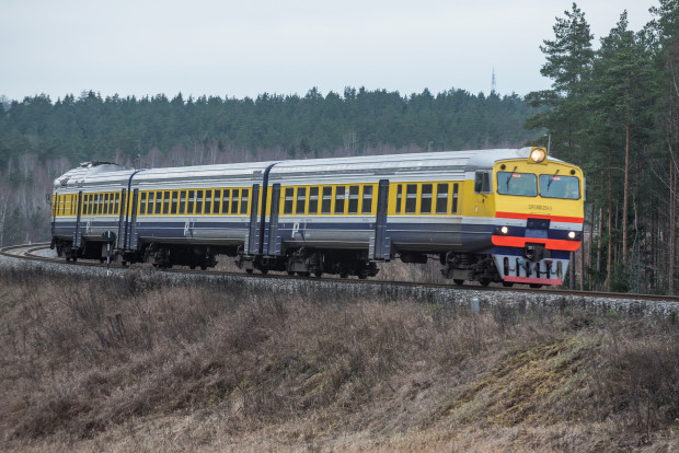 Uzmanību vilcienu Rīga – Tukums 2 un Tukums 2 -  Rīga pasažieriem