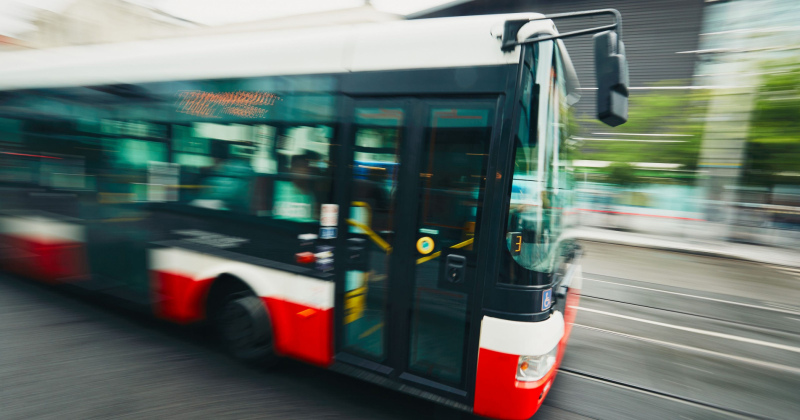 Reģionālo autobusu šoferi varēs atteikt iekāpšanu pasažieriem bez mutes un deguna aizsega Reģionālo autobusu šoferi varēs atteikt iekāpšanu pasažieriem bez mutes un deguna aizsega
