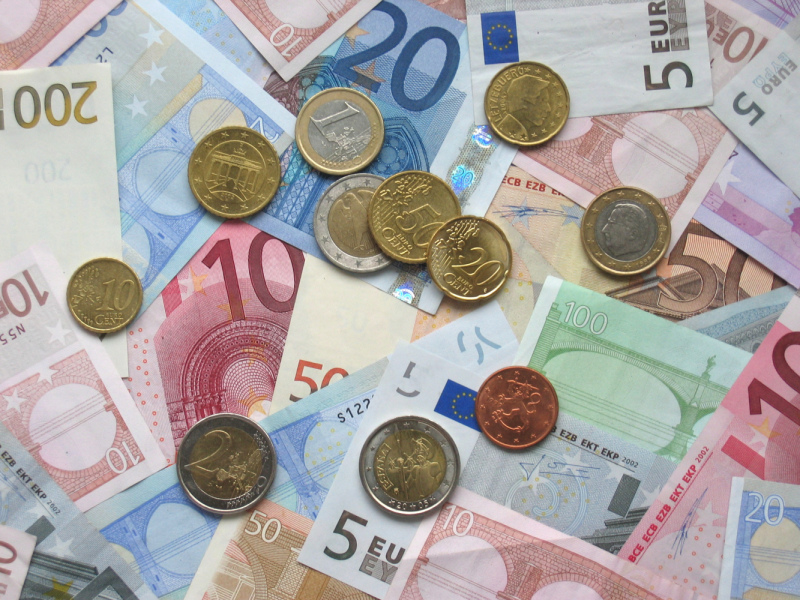 Valsts kontrole brīdina par pieaugošo izdienas pensiju slogu Valsts kontrole brīdina par pieaugošo izdienas pensiju slogu