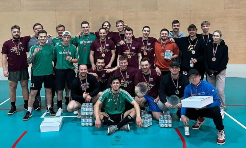 "Cerība resnīšiem" otro gadu pēc kārtas triumfē pavasara kausā florbolā "Cerība resnīšiem" otro gadu pēc kārtas triumfē pavasara kausā florbolā