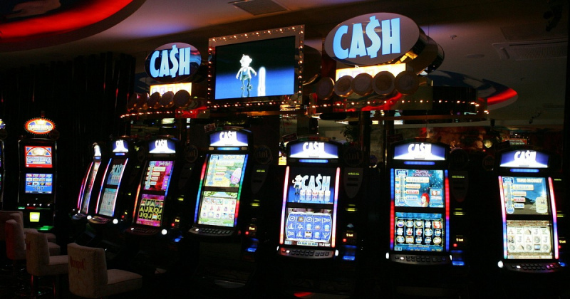 Azartspēļu liegumu pēc ārkārtējā stāvokļa beigām neplāno turpināt Azartspēļu liegumu pēc ārkārtējā stāvokļa beigām neplāno turpināt