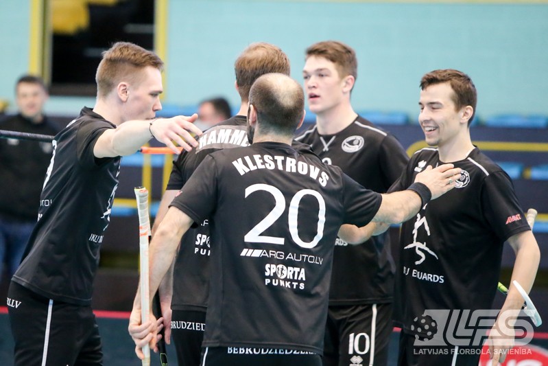 "Irlava/Avant" piedzīvo divus zaudējumus, bet vēl saglabā cerības kvalificēties "play off" "Irlava/Avant" piedzīvo divus zaudējumus, bet vēl saglabā cerības kvalificēties "play off"