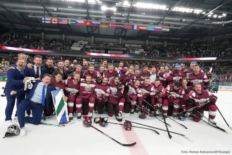 Balinskis kopā ar Latvijas hokeja izlasi PČ izcīna bronzu