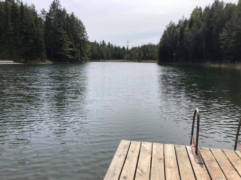 Ūdens temperatūra ezeros iesils līdz +16 grādiem