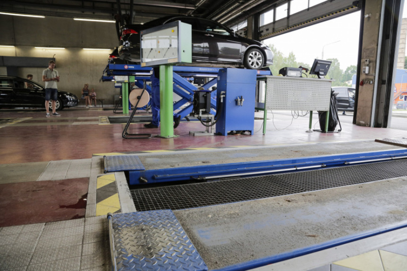 Jāņu brīvdienās CSDD klientu apkalpošanas centri un transportlīdzekļu tehniskās apskates stacijas nestrādās Jāņu brīvdienās CSDD klientu apkalpošanas centri un transportlīdzekļu tehniskās apskates stacijas nestrādās