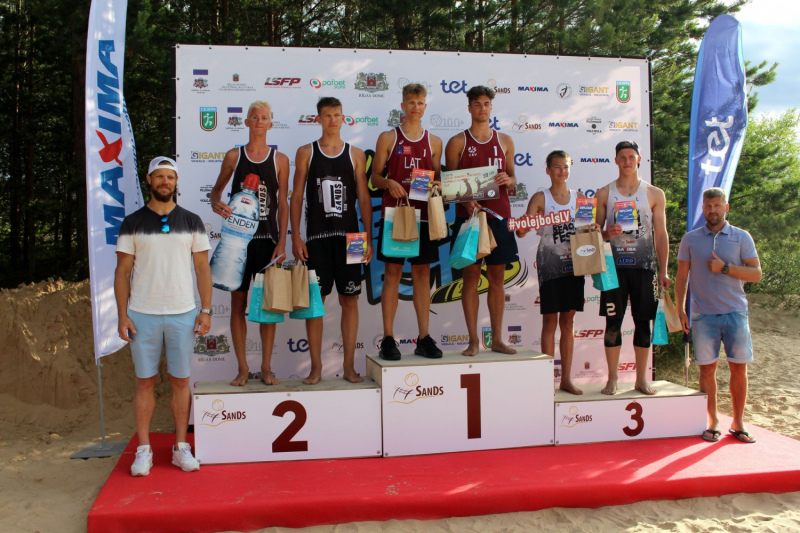 Sandis Bērziņš U20 Latvijas čempionāta pludmales volejbolā 2. posmā paliek otrais