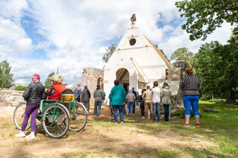 Džūkstes baznīca nosvinējusi spāru svētkus
