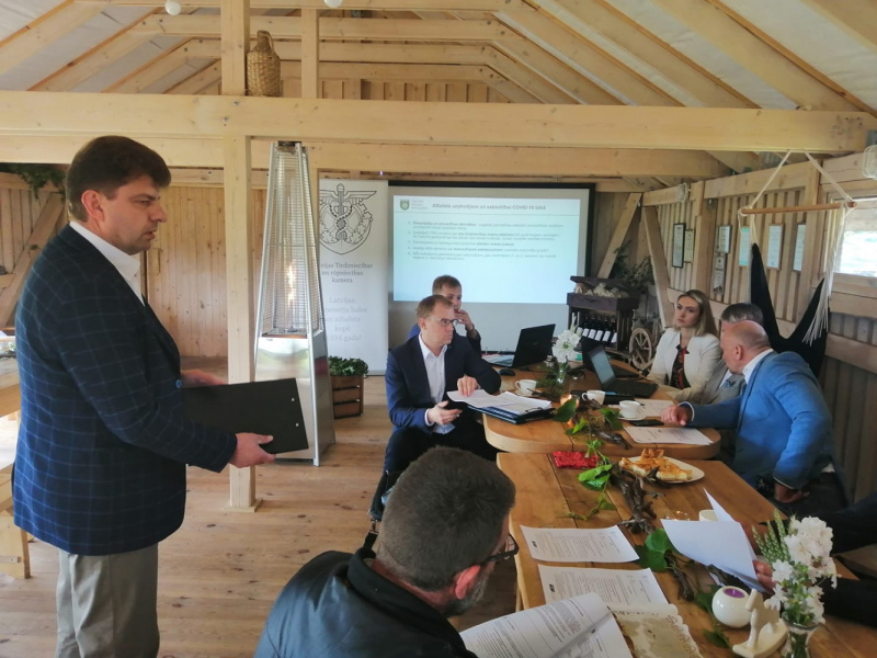 LTRK Kurzemes padome kopā ar Tukuma novada uzņēmējiem un Tukuma novada pašvaldību diskutē par biznesa produktivitāti un stratēģiju reģionā