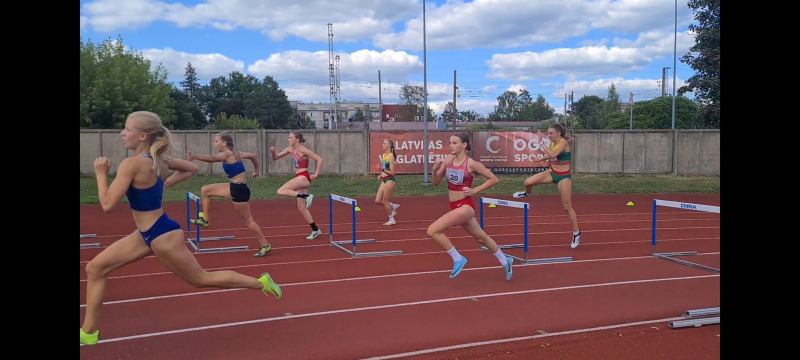 Annija Rasnača kļūst par Baltijas U16 čempioni barjerskriešanā Annija Rasnača kļūst par Baltijas U16 čempioni barjerskriešanā