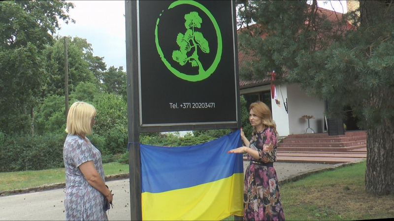 Ukraiņu bēgļi Bigauņciemā atver restorānu