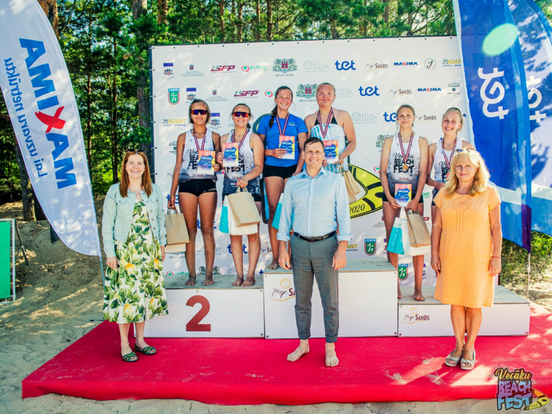 Kitija Martini - Ādamsone Latvijas U16 pludmales volejbola čempionāta posmā izcīna 2. vietu