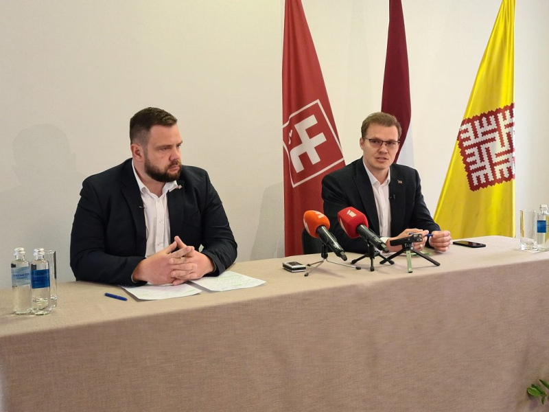 KNAB aptur valsts finansējumu Nacionālajai apvienībai, liek atmaksāt 210 000 eiro KNAB aptur valsts finansējumu Nacionālajai apvienībai, liek atmaksāt 210 000 eiro