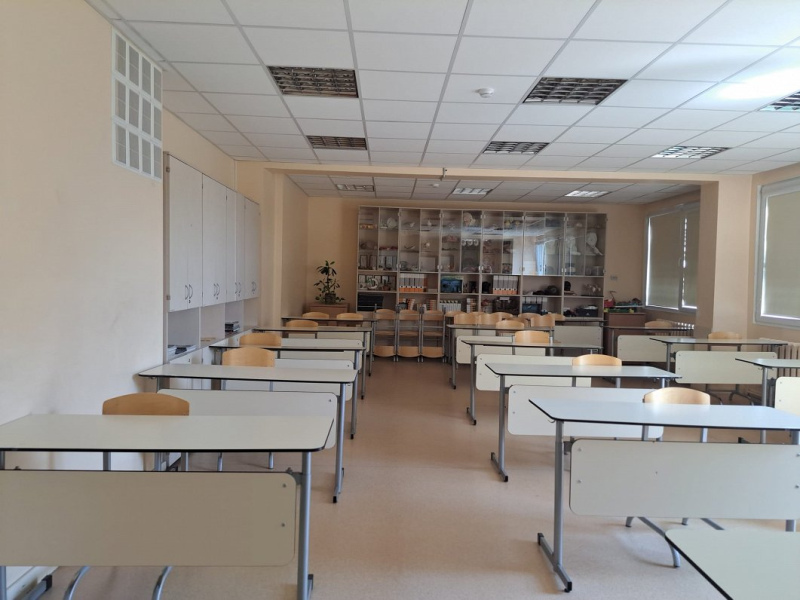 Moderna vide, profesionāli skolotāji, padziļinātie kursi – IZM definē sešus «labas skolas» kritērijus Moderna vide, profesionāli skolotāji, padziļinātie kursi – IZM definē sešus «labas skolas» kritērijus