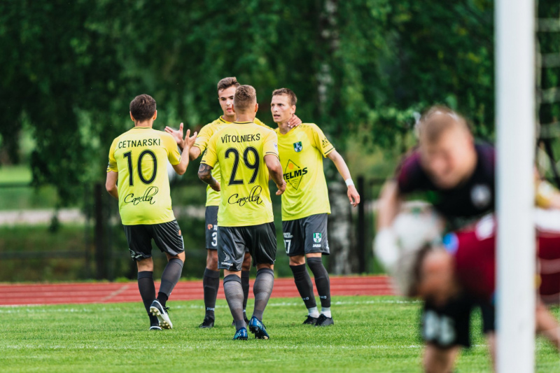 FK "Tukums 2000" cīnoties neizšķirti ar FK "Spartaks" izcīna pirmo punktu Virslīgā FK "Tukums 2000" cīnoties neizšķirti ar FK "Spartaks" izcīna pirmo punktu Virslīgā