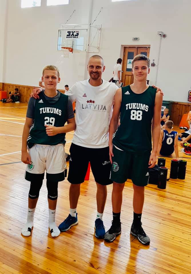 Jaunais basketbolists Emīls Salzemnieks iekļauts Latvijas U14 izlasē Jaunais basketbolists Emīls Salzemnieks iekļauts Latvijas U14 izlasē