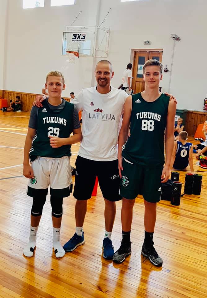 Jaunais basketbolists Emīls Salzemnieks iekļauts Latvijas U14 izlasē