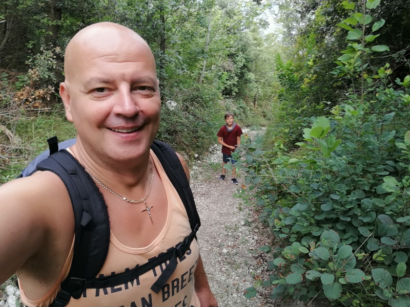 Dabas pazinējs Ilvars Ruņģis vedīs 6-12 gadniekus Melnezera pārgājienā Dabas pazinējs Ilvars Ruņģis vedīs 6-12 gadniekus Melnezera pārgājienā
