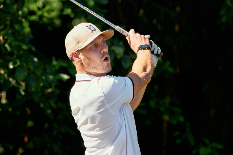 Tukuma golferi Sandis Poga un Artūrs Eisaks tiek pie medaļām "Golfa Dūžu" turnīra 7. posmā Tukuma golferi Sandis Poga un Artūrs Eisaks tiek pie medaļām "Golfa Dūžu" turnīra 7. posmā