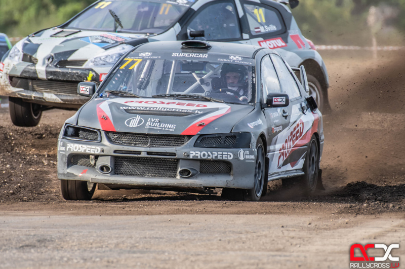 Edvards Egle rallijkrosa Latvijas čempionāta 2.posmā izcīna uzvaru Edvards Egle rallijkrosa Latvijas čempionāta 2.posmā izcīna uzvaru
