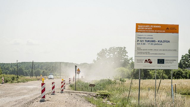 Reģionālā autoceļa Tukums–Kuldīga posmā būvniekam jāpārbūvē asfaltbetona kārta un jāsniedz papildu garantijas Reģionālā autoceļa Tukums–Kuldīga posmā būvniekam jāpārbūvē asfaltbetona kārta un jāsniedz papildu garantijas