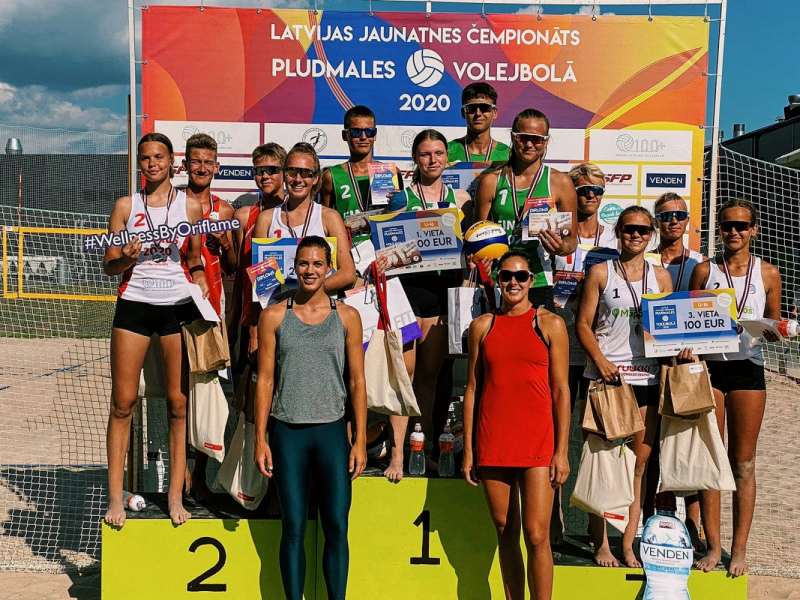 Kitija Martini-Ādamsone izcīna Latvijas čempionāta bronzu pludmales volejbolā Kitija Martini-Ādamsone izcīna Latvijas čempionāta bronzu pludmales volejbolā