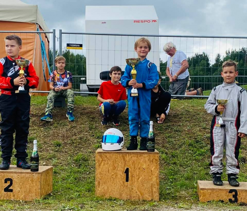 Tukuma novada kartingistiem panākumi Latvijas čempionata 2. un 3.posmā