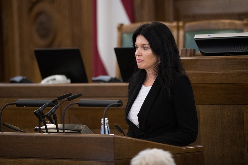 Nākamgad saīsinās bezdarbnieka pabalsta izmaksas laiku un apmēru