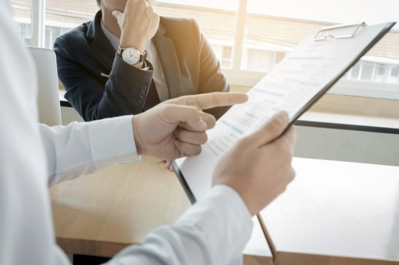 Spraigā diskusijā deputāti lemj auditēt pilsētas svētku izmaksas Kultūras namā Spraigā diskusijā deputāti lemj auditēt pilsētas svētku izmaksas Kultūras namā