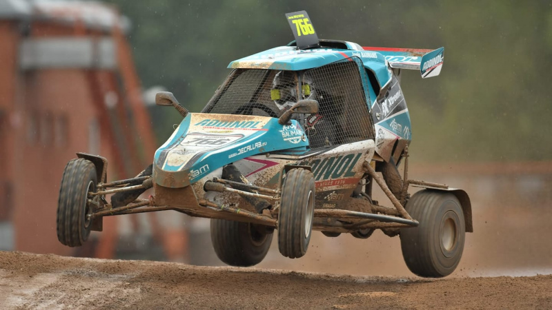 Baumanis un Egle izcīna 3.vietas Latvijas rallijkrosa čempionāta 4. posmā Baumanis un Egle izcīna 3.vietas Latvijas rallijkrosa čempionāta 4. posmā