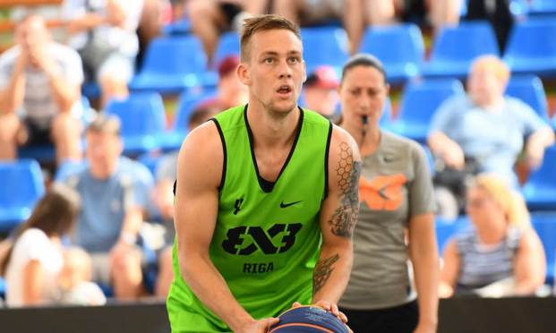 Olimpiskais čempions Kārlis Lasmanis pieteikts "Kandava/Anzāģe" komandas rindās dalībai Latvijas kausā basketbolā Olimpiskais čempions Kārlis Lasmanis pieteikts "Kandava/Anzāģe" komandas rindās dalībai Latvijas kausā basketbolā