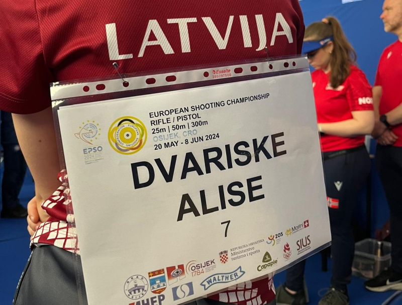 Dvarišķei pasaules junioru čempionāta 24.vieta šaušanā ar mazkalibra pistoli Dvarišķei pasaules junioru čempionāta 24.vieta šaušanā ar mazkalibra pistoli