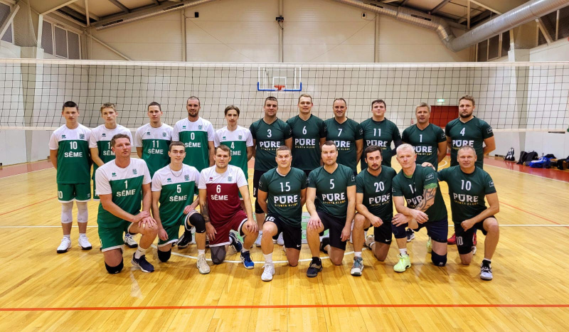 Tukuma volejbola čempionātā aizvadīti mači Cērē, Sēmē un Smērdē Tukuma volejbola čempionātā aizvadīti mači Cērē, Sēmē un Smērdē