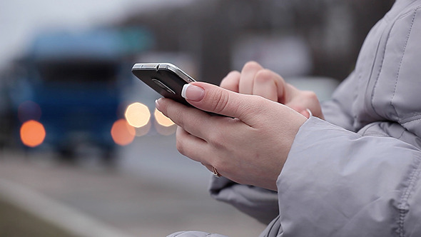 Telefonkrāpnieki Latvijā masveidā sākuši pielietot jaunu krāpšanas metodi